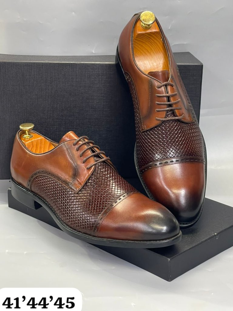 DIAMONDSLook2's tweet image. Élégant lundi aimable clientèle .
Douala makepe 
Livraison et expédition possible