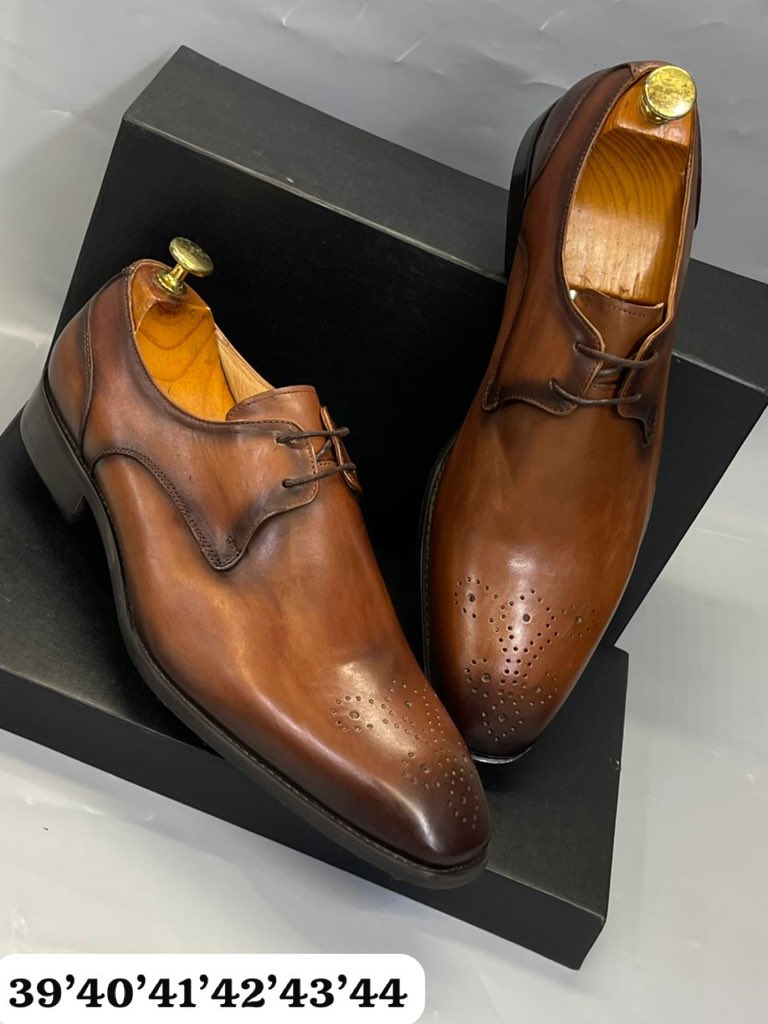 DIAMONDSLook2's tweet image. Élégant lundi aimable clientèle .
Douala makepe 
Livraison et expédition possible