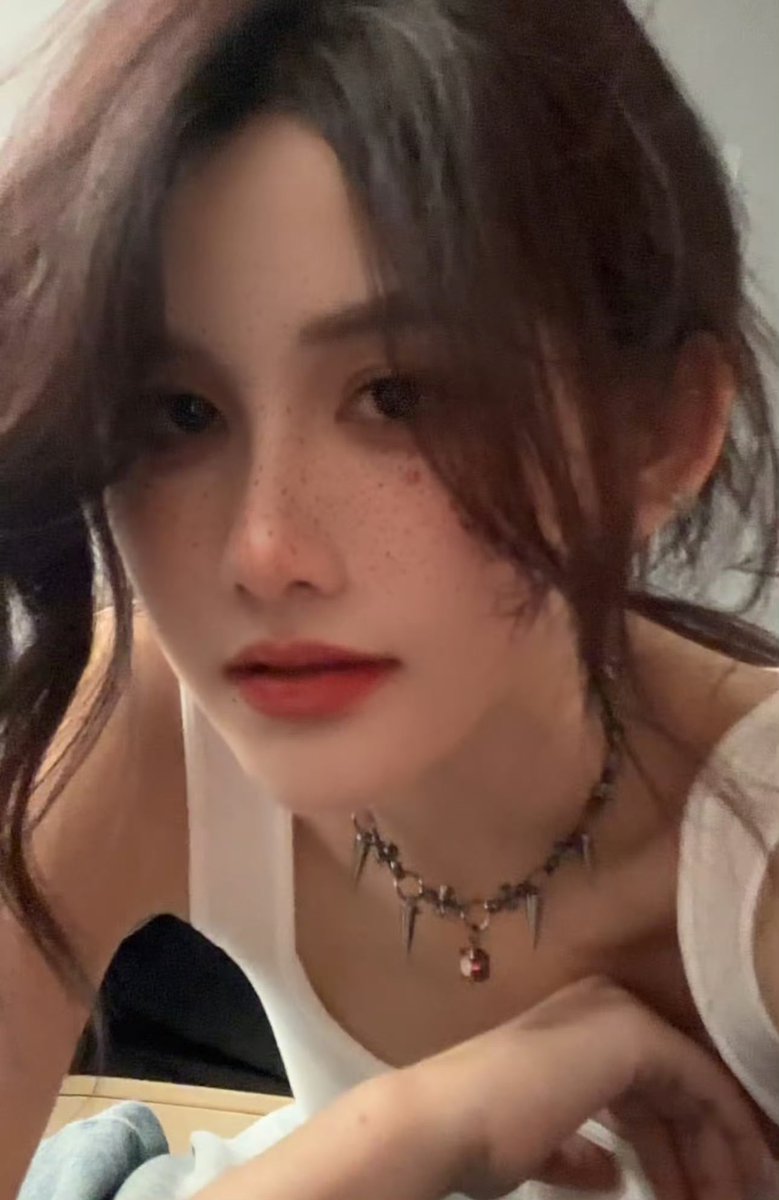 คุณหนูแต่งตัวไม่นัดกระผมเลยนะครับ