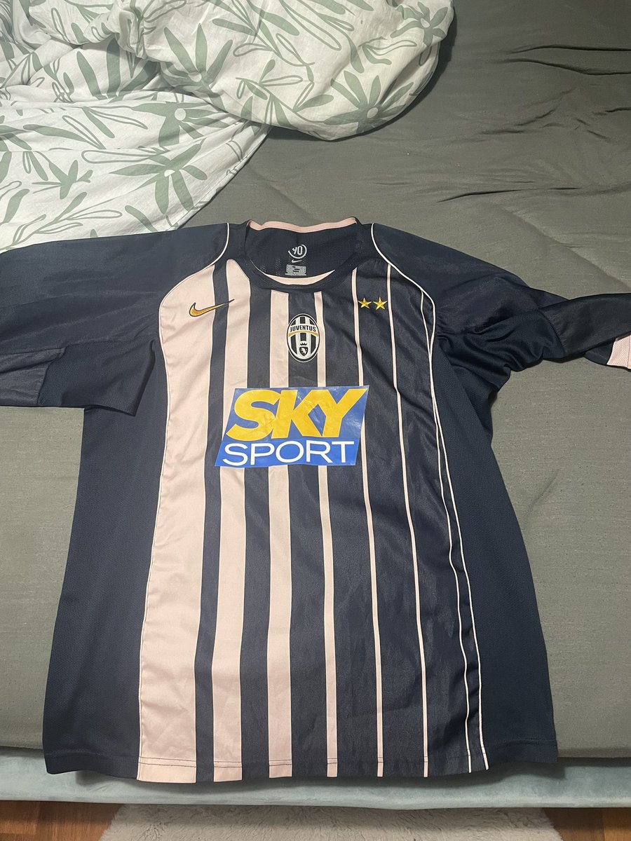 footixbarcafcgb's tweet image. Merci à @footdimanche @AfterRMC à mes copains de la libre antennes @nicolas_vilas @tgiangrande vous êtes des tigres