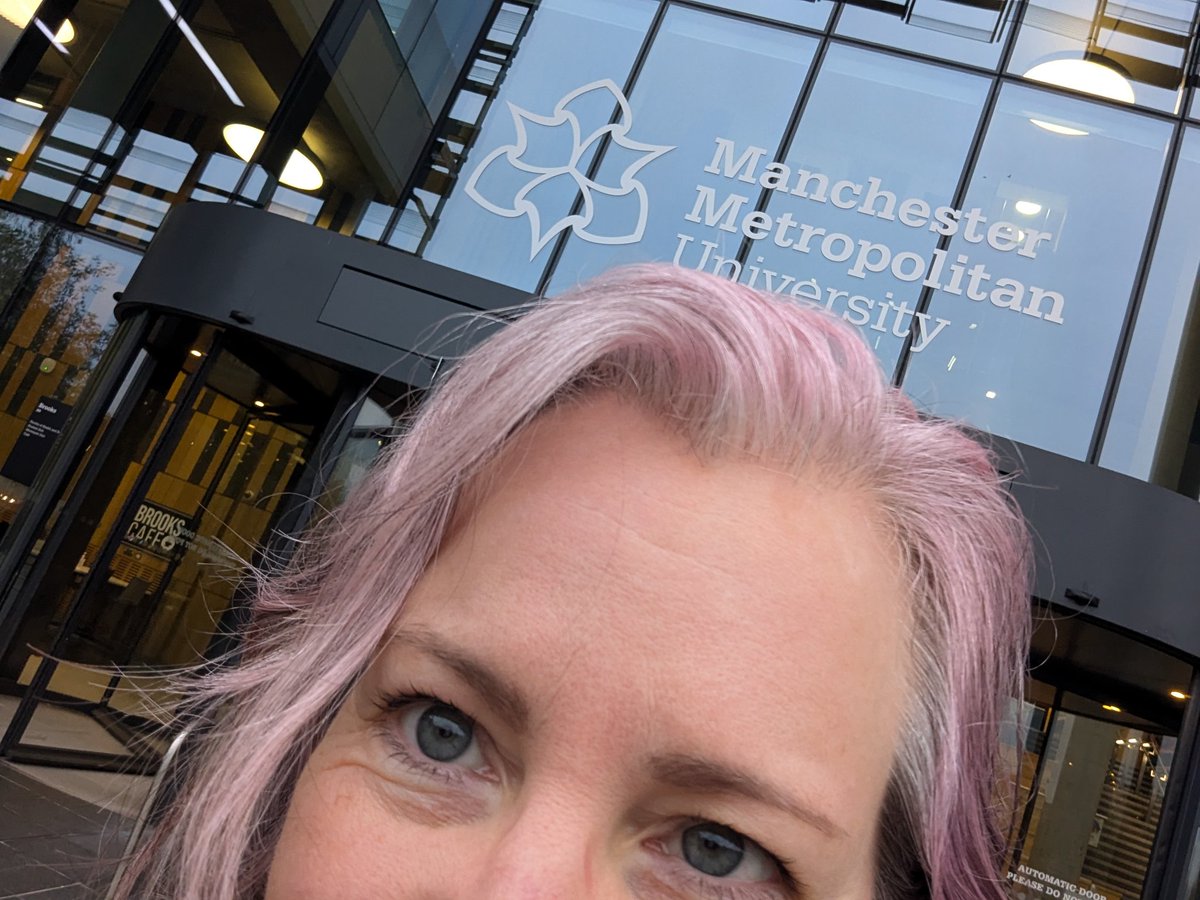 Eleanor Ford tweet media