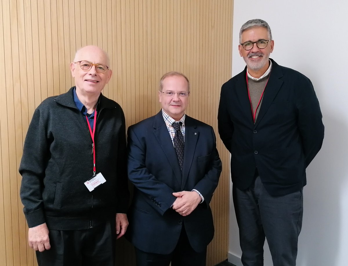 afersreligiosos's tweet image. Aquest matí el director @ramonbassas s’ha reunit amb els representants de Soka Gakkai, una de les entitats budistes amb una trajectòria més llarga al nostre país.  Destaca pel seu compromís amb la pau i en pro de l’eliminació de les armes nuclears. 
@sgi_info