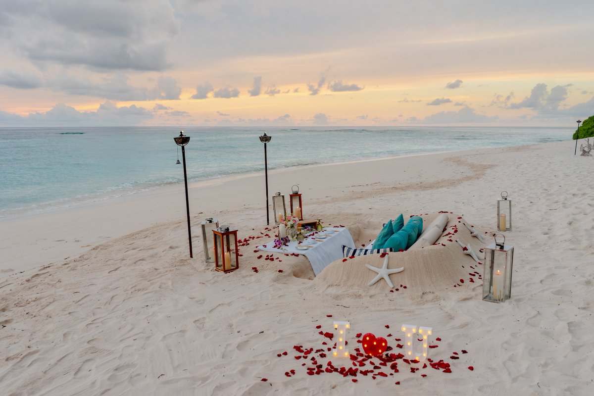 TropicalImpulse's tweet photo. Discover beautiful Eleuthera vacation houses for rent! Experience island life and relaxation today. https://t.co/C93cpq7eLM
#Eleuthera #VacationRentals #TropicalImpulse #IslandEscape #BeachLife https://t.co/P83GxWwUFs