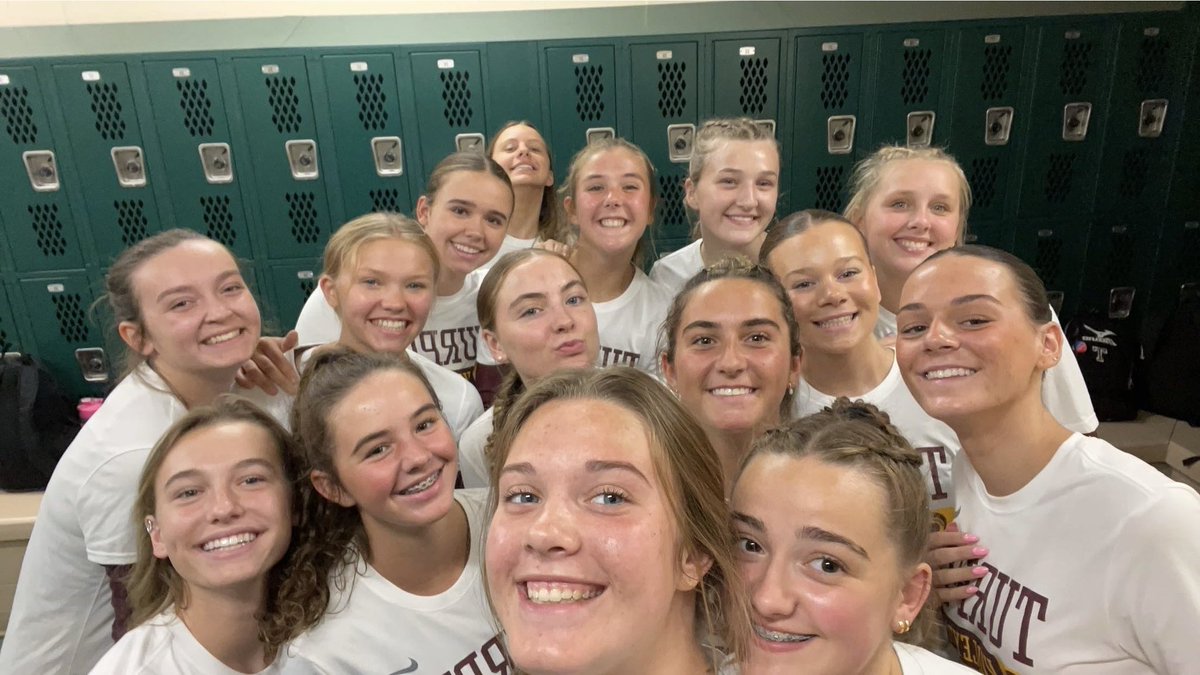 ths_vball's tweet photo. a season of selfies, thank you spartan nation for your support, we'll be back next season‼️🫶🏆 @TurpinSpartans https://t.co/IInRRuVsdp