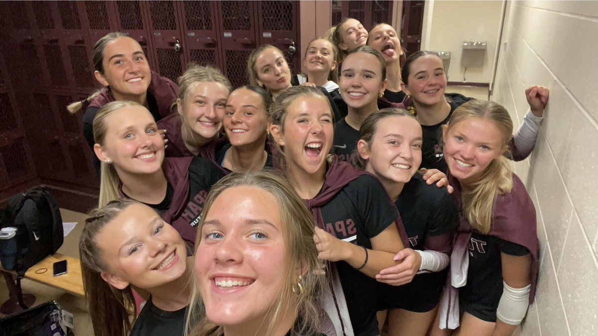 a season of selfies, thank you spartan nation for your support, we'll be back next season‼️🫶🏆 <a href="/TurpinSpartans/">Turpin Spartans</a>