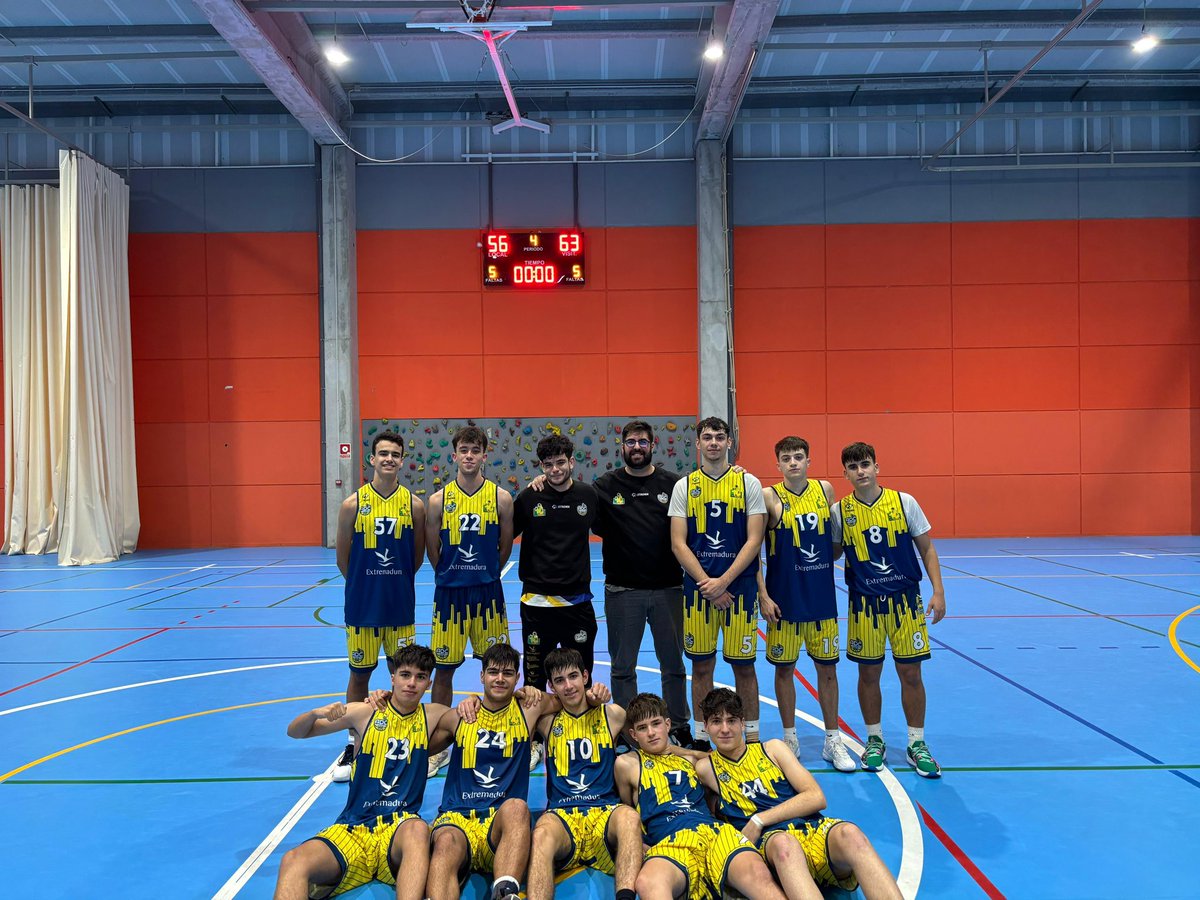 adcbaloncesto's tweet photo. 𝐂𝐀𝐍𝐓𝐄𝐑𝐀 𝐀𝐃𝐂 𝐀𝐋-𝐐𝐀́𝐙𝐄𝐑𝐄𝐒 | 🏀

➡️Por aquí os dejamos algunos momentos 📸 de la jornada de nuestros equipos de la cantera.

#SomosFamilia #SomosCantera

💙💛💚🏀🩷
@cb_alqazeres https://t.co/eXN7CqMU1N