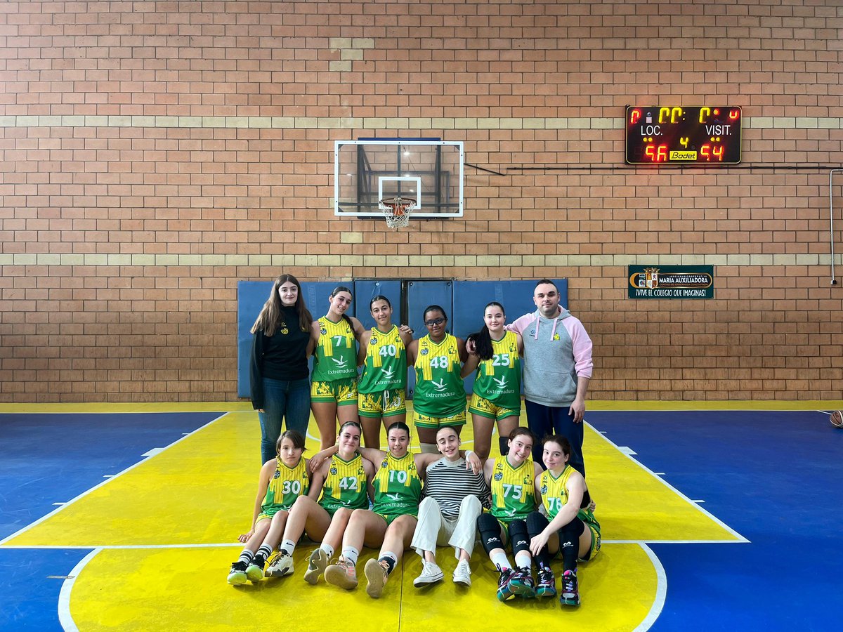 adcbaloncesto's tweet photo. 𝐂𝐀𝐍𝐓𝐄𝐑𝐀 𝐀𝐃𝐂 𝐀𝐋-𝐐𝐀́𝐙𝐄𝐑𝐄𝐒 | 🏀

➡️Por aquí os dejamos algunos momentos 📸 de la jornada de nuestros equipos de la cantera.

#SomosFamilia #SomosCantera

💙💛💚🏀🩷
@cb_alqazeres https://t.co/eXN7CqMU1N
