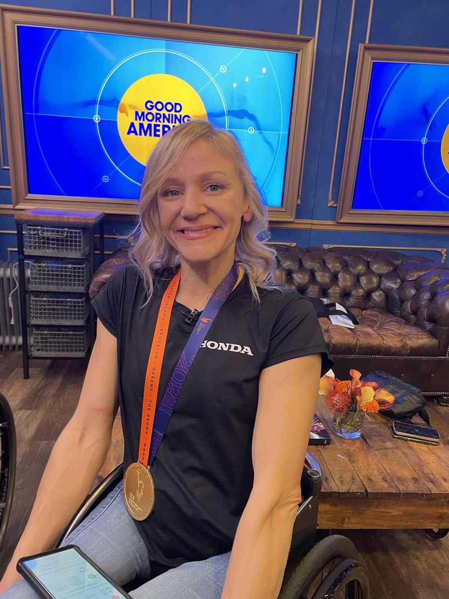 Make-up ready for ⁦<a href="/GMA/">Good Morning America</a>⁩ Sheila and ⁦<a href="/KenyanScaroni/">Susannah Scaroni</a>⁩