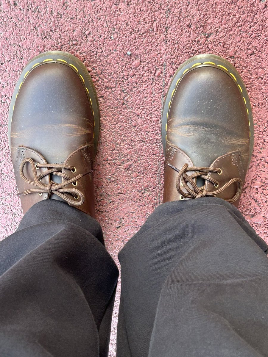 ドクターマーチン
ワンダーバルサム塗布1日目