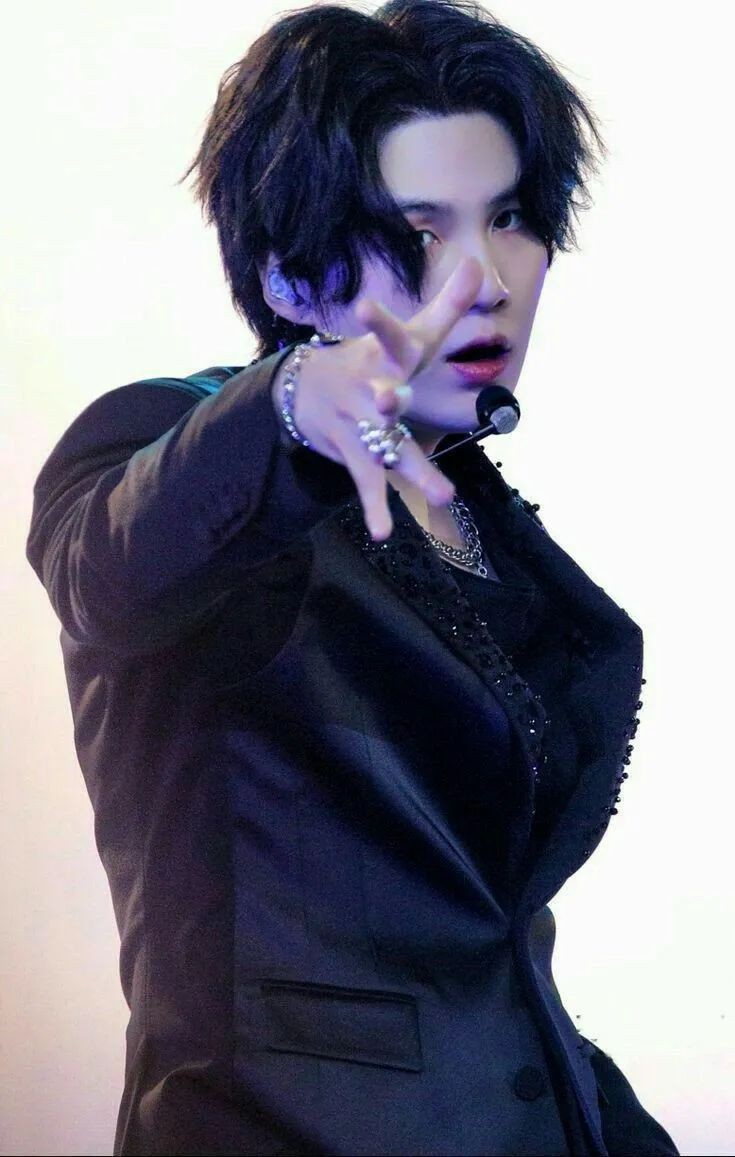 remember you are loved every day~
Good night 
#SUGA