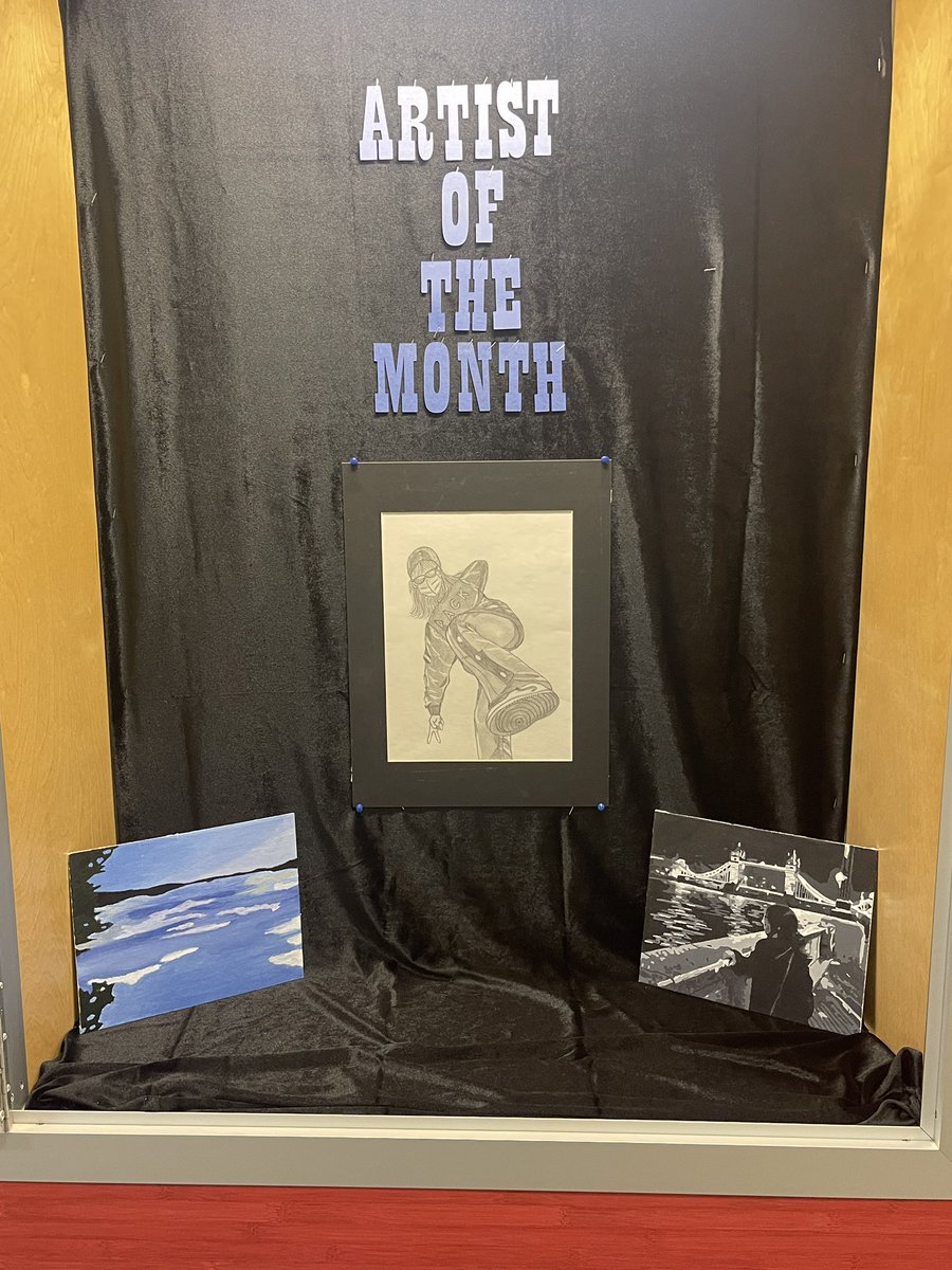 MSD_MHS_ART's tweet photo. Check out the art of the month showcase between room 366 and 368 to see Diyora’s artwork in person. #MontourProud @hilltopspartan @MontourSD https://t.co/46Z7SBa8EW