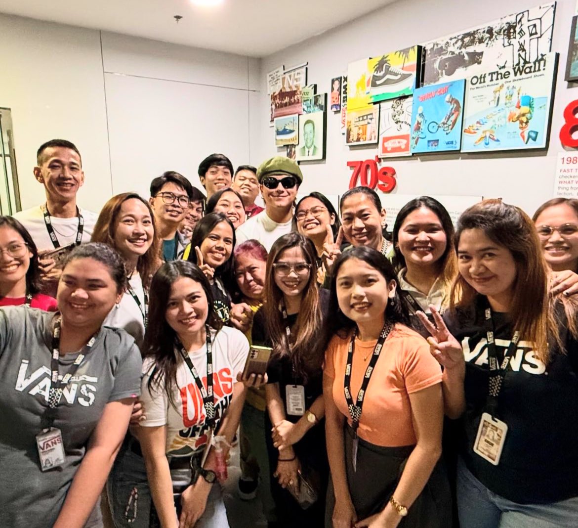 misslefty_'s tweet photo. Nagpakitang gilas ang Lunes. 🙇🏻

DJ always excites us with so many wonderful things. Whatever this is for, we root for you. And what a bonus that these ventures go beyond show business.

You deserve your dream life, dream guy. You’re the best! 🫡 https://t.co/dKlBcjSEqI