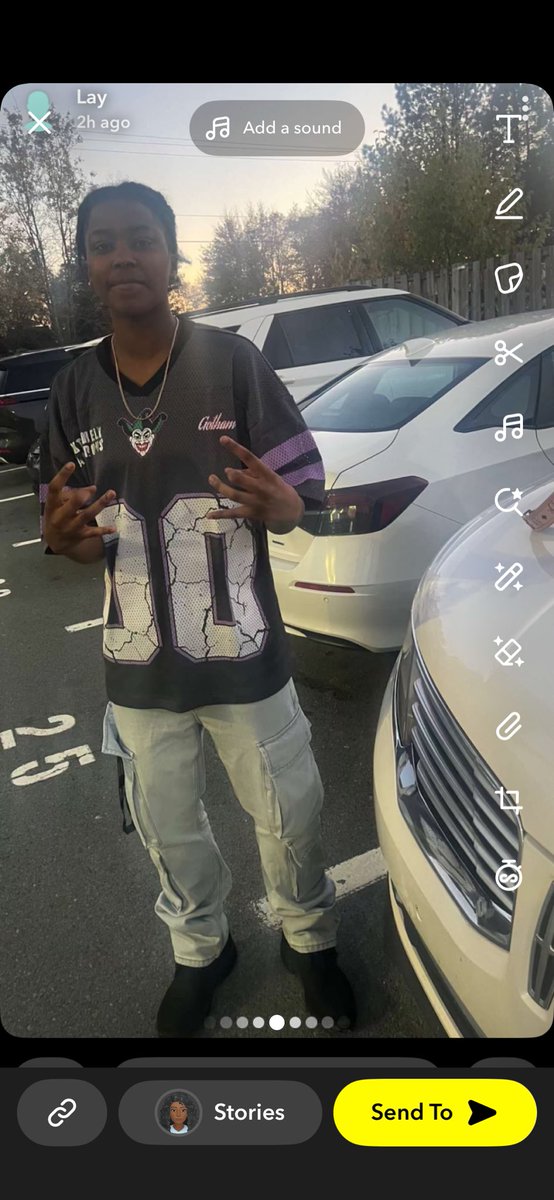 October 28 my last baby turned 18 happy birthday wishes to my beautiful cool baby girl I love you forever &amp; always 🎂🍾🎉♥️♥️♥️🥳🥳🥳