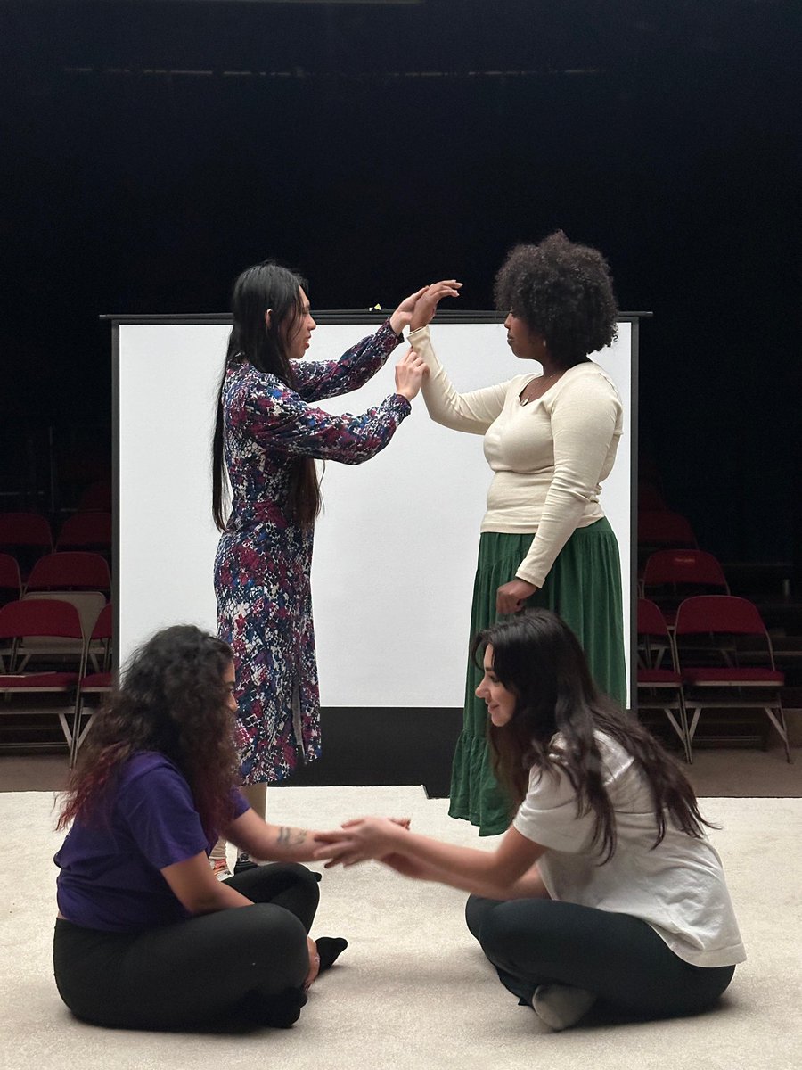 Phosphoros Theatre 🧡 tweet media