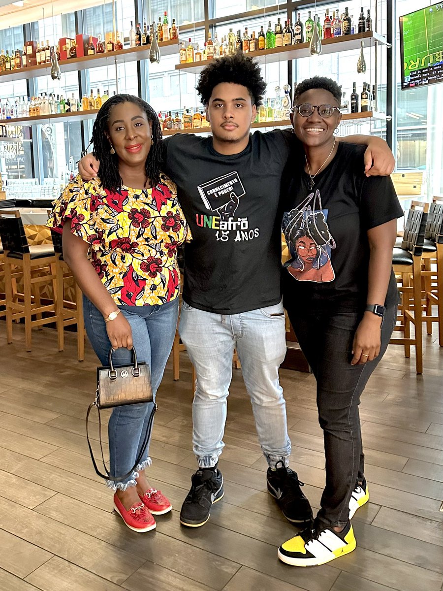 Hello registered voters and voters in same day reg states CA, CO, CT, DC, HI, ID, IL, IA, MD, MI, MS, MT, NV, NH, NM, UT, VA, WA, WI, WY👋🏾😀

Wifey voted early. Our 18yo 1st time voter son will spend tonight at home to go vote with me tomorrow.

What’s your plan to vote tomorrow?