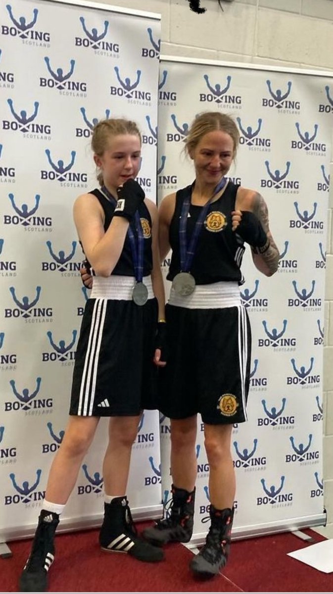 Congratulations to Jodie and her mum for both winning Silver in the Boxing Scotland Devt Championships! What a special achievement!! Jodie you are a Superstar, following in your mums footsteps 🌟