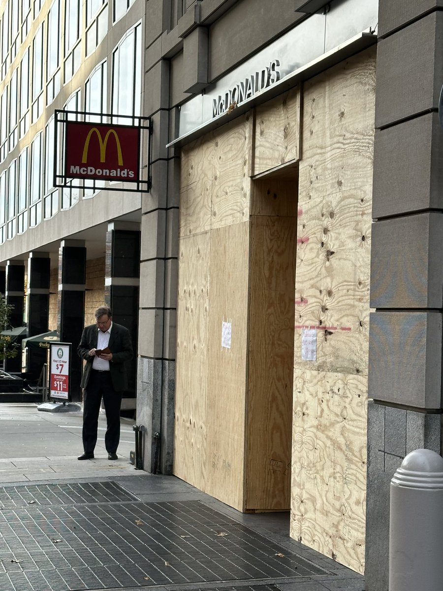 GregButcher_'s tweet image. What downtown DC looks like 36 hours away from the first election results coming out.