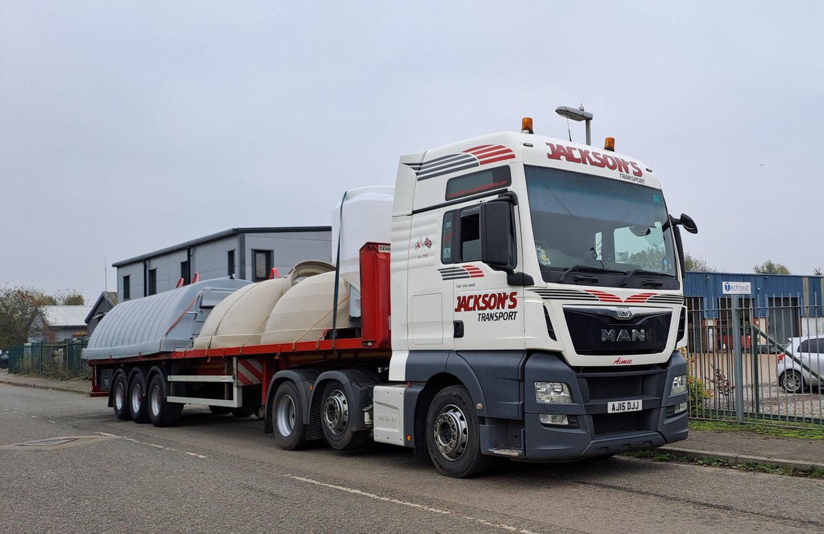 Jackson's Transport tweet media