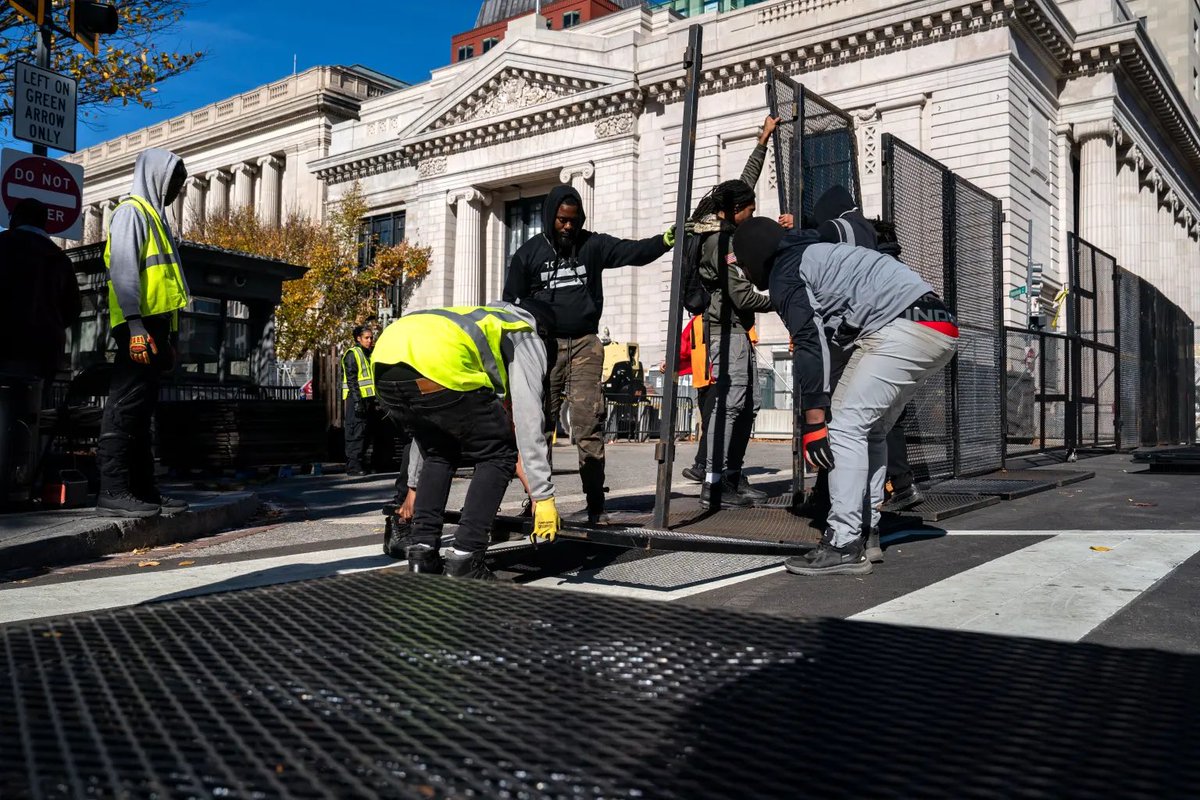 leslibless's tweet photo. DC is boarding up around the White House and Harris’ home. 

The Secret Service erected 8’ high metal fences in “anticipation for potential chaos.”

In addition to the newly installed fencing, DC police announced that starting Monday at 7 p.m. there will be street closures and parking restrictions. 

All of the city’s available 3,300 police officers are reportedly expected to work 12-hour shifts through the election. 

Any “chaos” will be coming from the crazy leftists!
