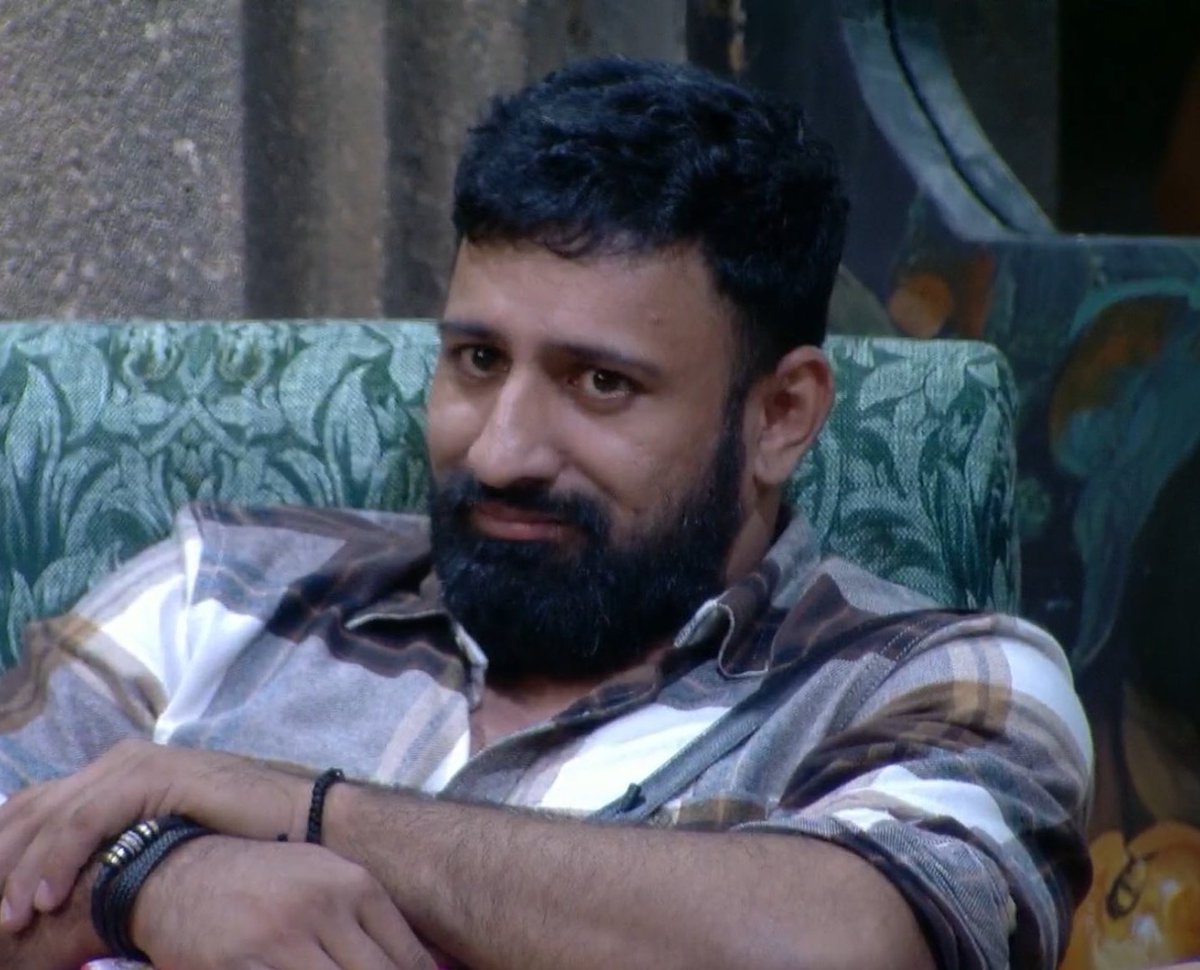 SaharanMadanlal's tweet photo. I never thought I would ever say this, but Rajat Dalal you have STOLEN the show today yaar mazaa aagaya.😭🛐
#RajatDalal #BB18 #BiggBoss18onJioCinema
#Rt #follwe #backtesting101 https://t.co/ZnWUPRyX1o