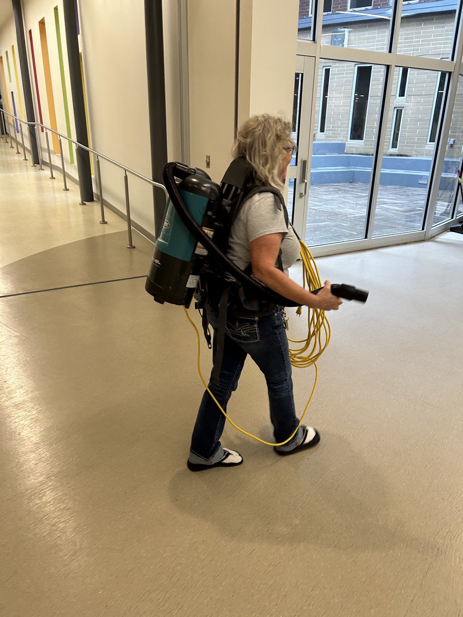 Our office aide does it ALL! #rjlyear11 #luckyatlee