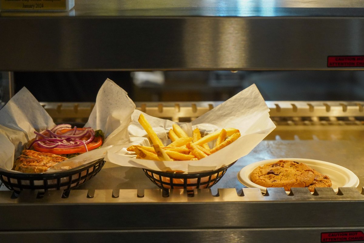 We are looking forward to days like this.🎿❄️ Enjoy 20% off food, rentals, lessons and more perks to make the most of your trip with Epic Mountain Rewards​. Remember to lock in your Epic Pass before prices go up Nov. 17. bit.ly/3YLWe21