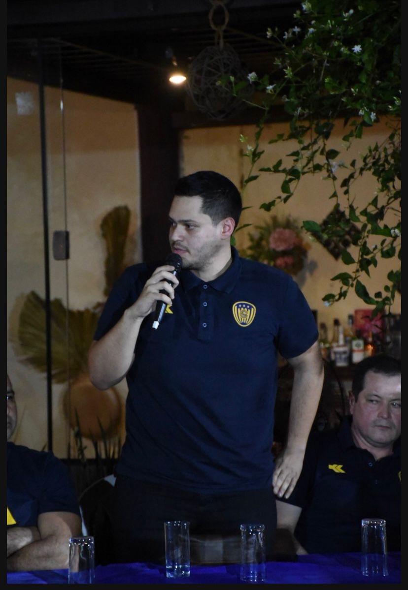 Expresamos nuestro apoyo incondicional al compañero, amigo y hermano, Ing. Leandro Román, quien se postula nuevamente como candidato a miembro titular del Comité Ejecutivo del club Sportivo Luqueño, periodo 2025-2028.
#LeandroRomanMiembroTitular
#DanielRodriguezPresidente