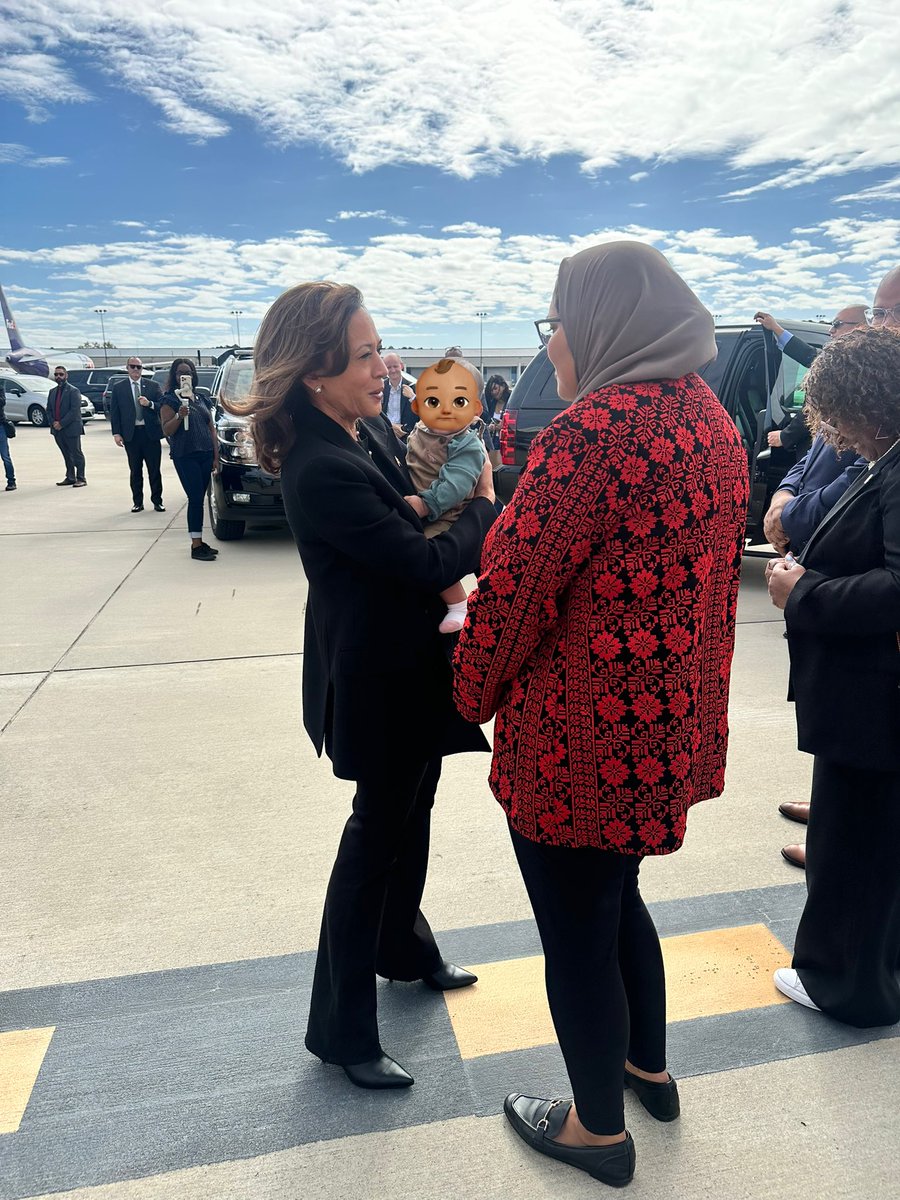 Nida Allam ☀️ tweet media