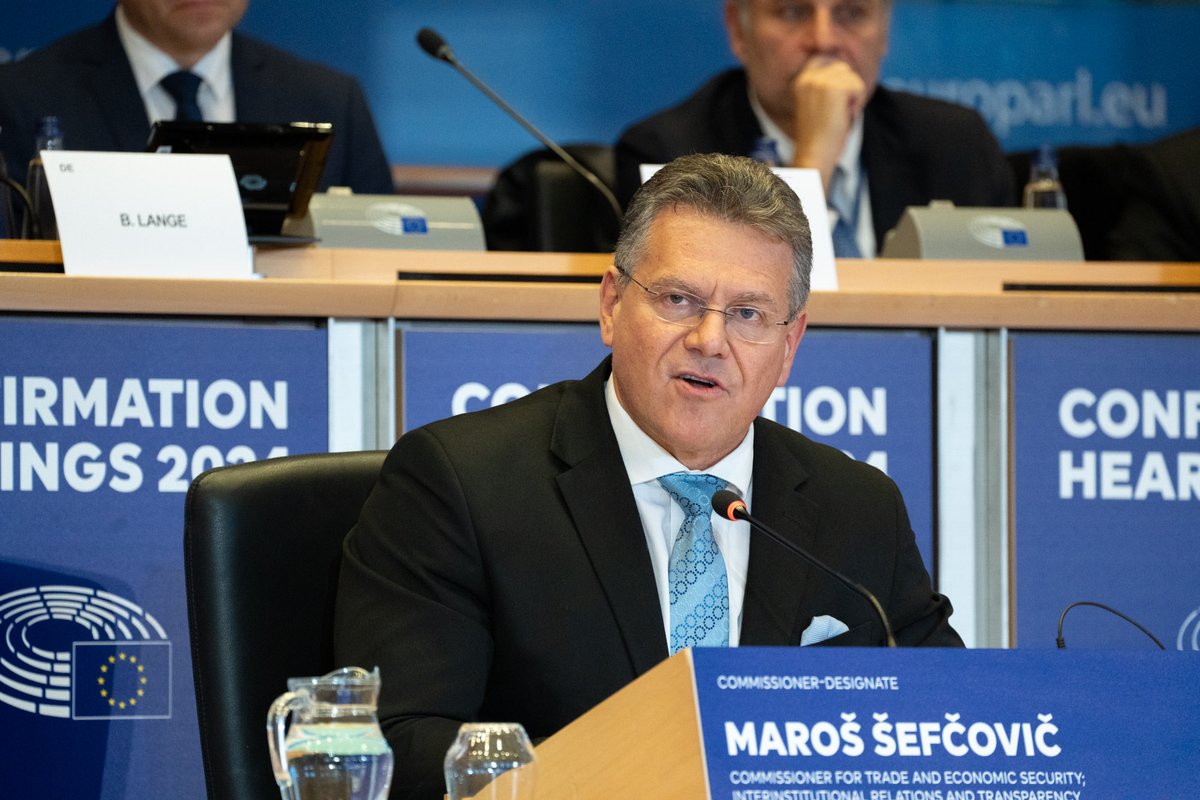 EuroParlPress's tweet photo. Hearing of Commissioner-designate Maroš Šefčovič

On Monday, the International Trade and Constitutional Affairs committees questioned Šefčovič, Slovak candidate for Trade and Economic Security/ Interinstitutional Relations and Transparency.

Details: https://t.co/hXIPY1mJo3 https://t.co/uPKKxcAK92