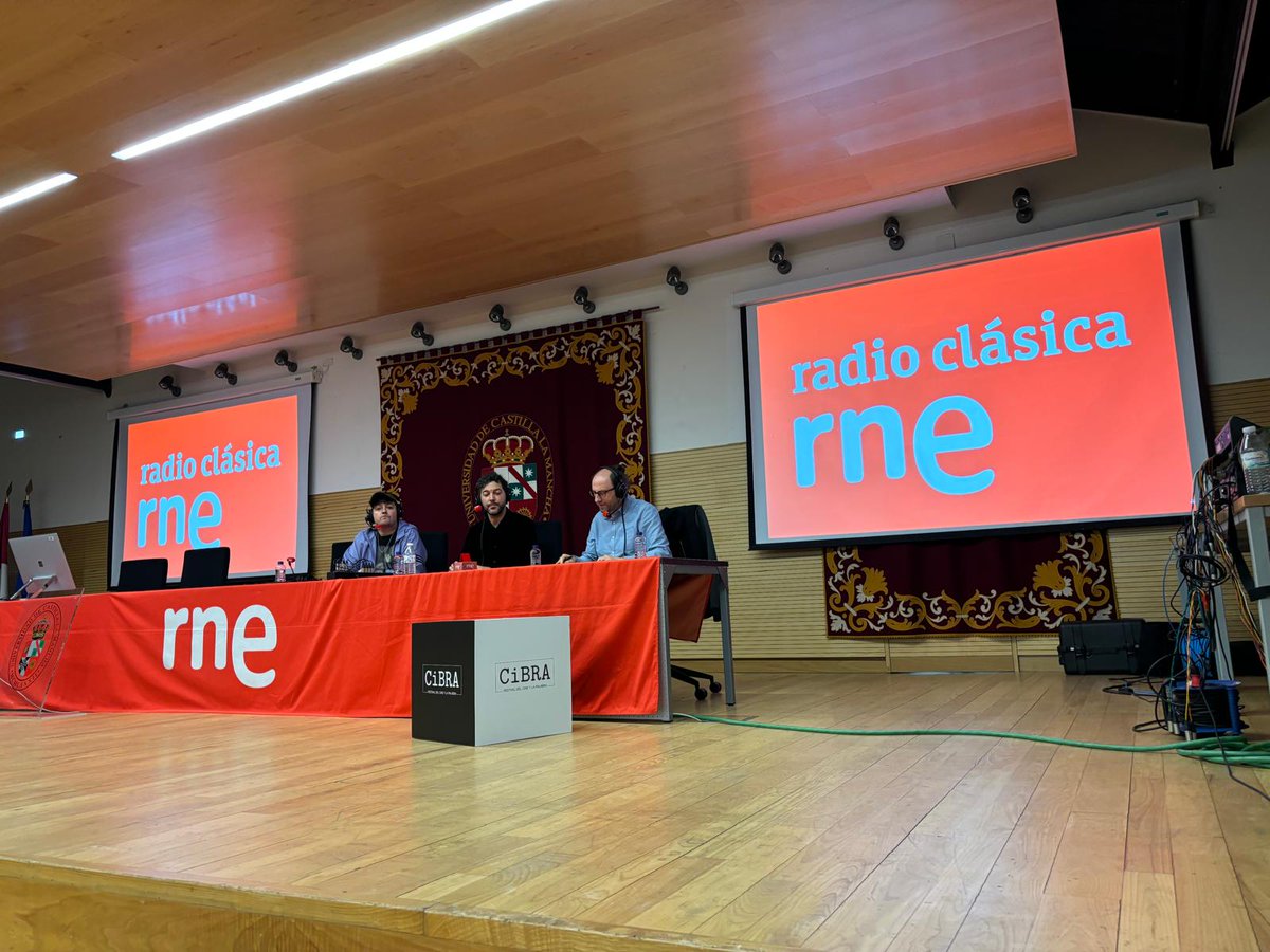 🎙 Grabación del programa <a href="/VamosalcineRC/">Vamos al Cine</a> con nuestros protagonistas de los primeros Encuentros de cine "Reyes Abades", Iván Palomares (<a href="/ipalomaresmusic/">Iván palomares</a>)  y Alberto Torres (<a href="/malalengua/">Alberto Torres</a>) 

¡Muchas gracias por venir!

#16CiBRA