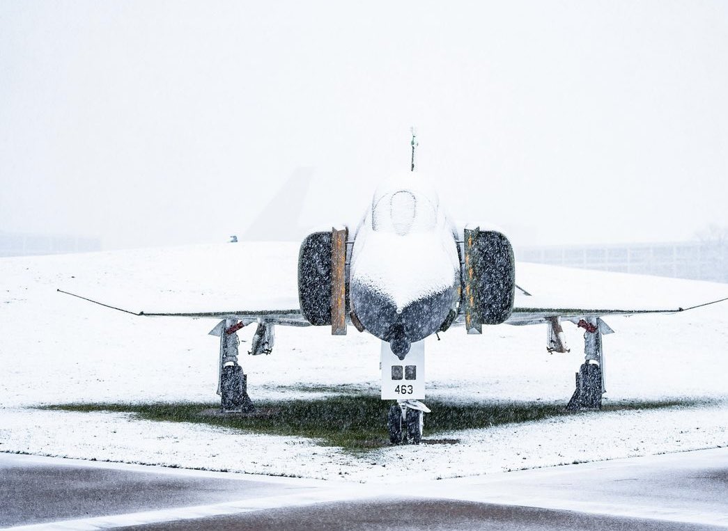 AF_Falcons's tweet photo. Snowy views at the Academy 🤩❄️ https://t.co/jcVflb7K1C