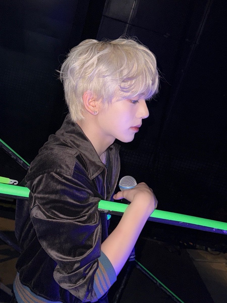 4hyjdiary's tweet photo. yujin ➕💬 update ♡ https://t.co/j7vzW1YiCH