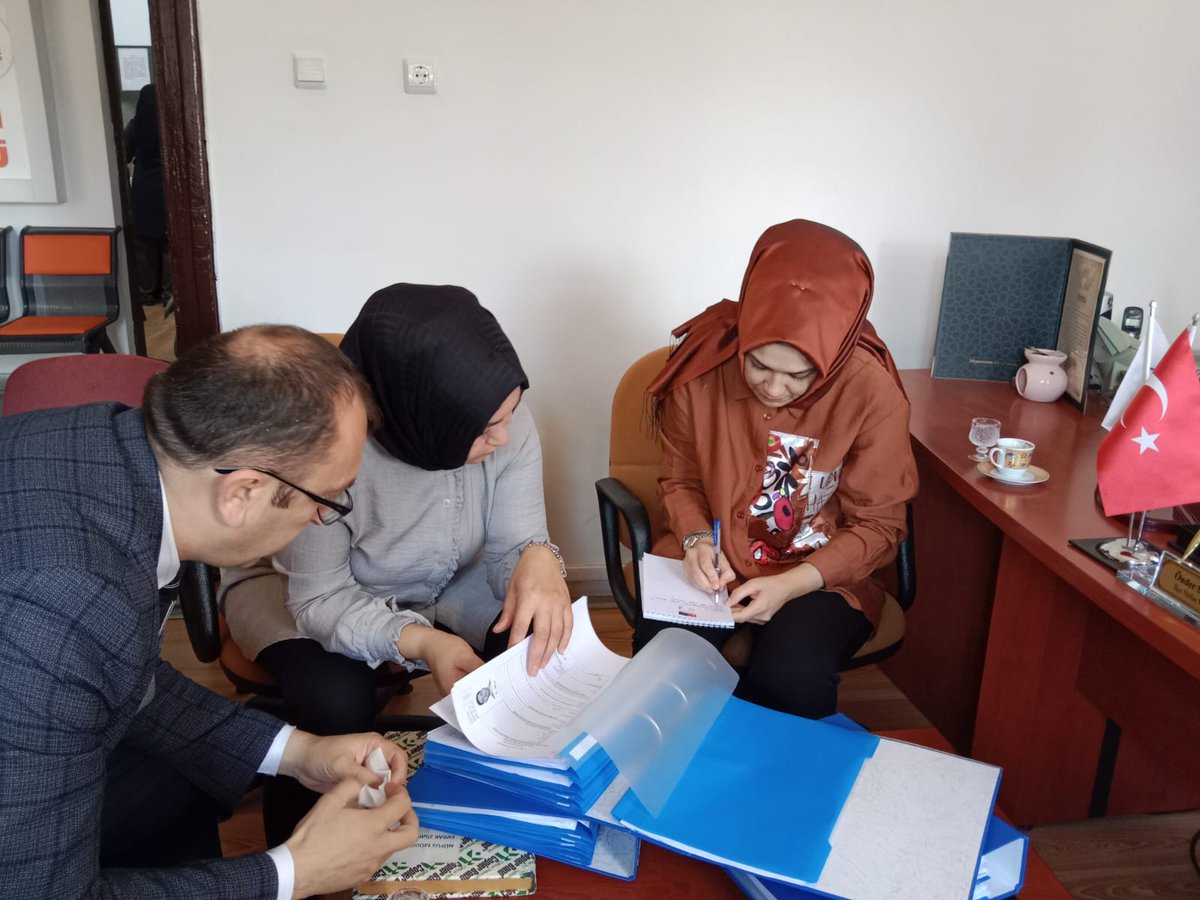 afyon_nvi's tweet photo. 📍BAYAT (2024 Yılı Denetim Faaliyetleri)

İl Nüfus ve Vatandaşlık Müdürümüz Sn. Erkan TANYERİ "2024 yılı Denetim Faaliyetleri" kapsamında, yıl içerisinde gerçekleştirilen Nüfus iş ve işlemlerini incelemek üzere Bayat İlçe Nüfus Müdürlüğünü ziyaret etmiştir.

@kubrayigitbasi 
@itasyapan 
@E_tanyeri 
@TCNufus 
@AfyonValiligi 
@IlceBayat