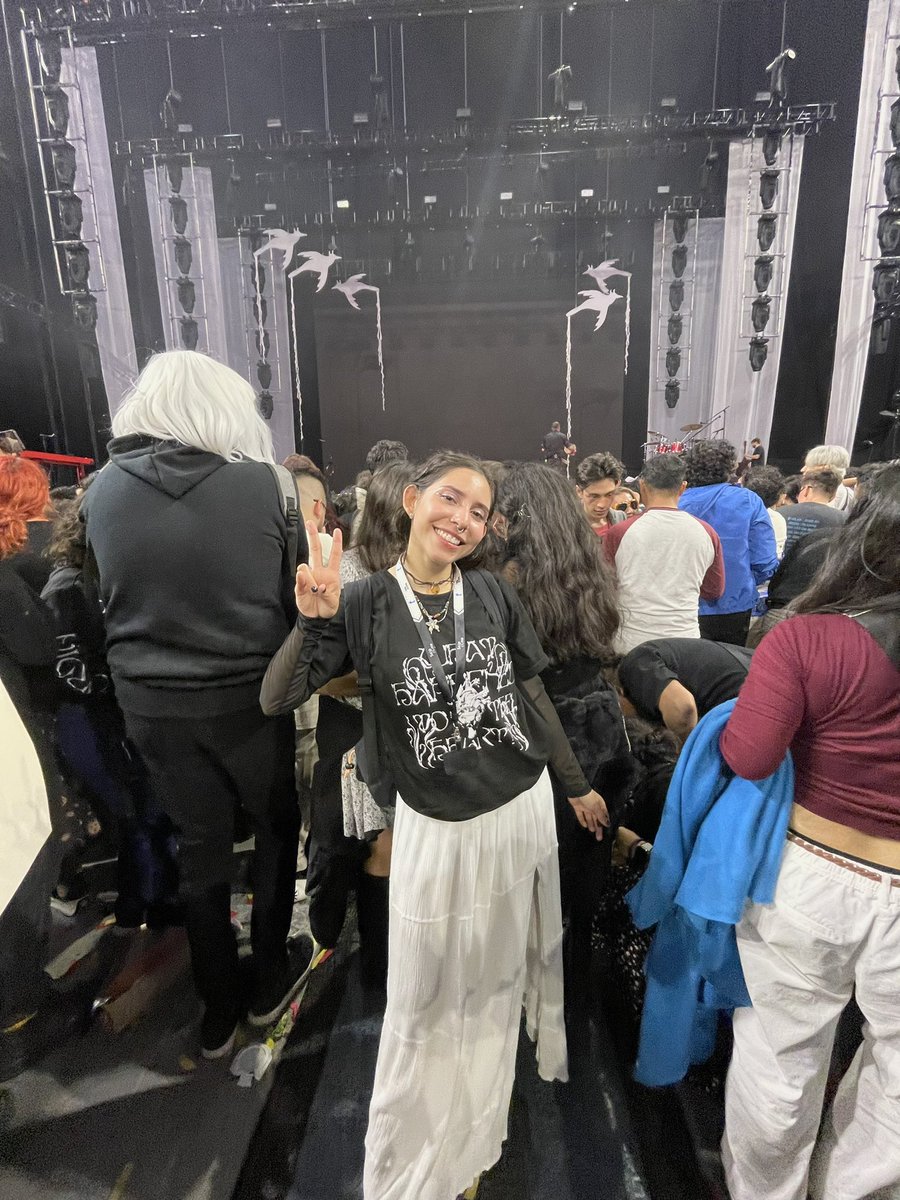 sofia111___'s tweet photo. Te amo tanto @AURORAmusic  🩵🤍💙

El mejor concierto de mi vida. 
Escuchar a la persona que me acompañó en un momento complicado para mí con su música es algo que jamás voy a olvidar. https://t.co/vHZRnG5wnB