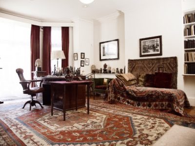 Freud Museum London (@freudmuslondon) on Twitter photo Last chance to apply!
We are seeking freelance educators for our schools programme.
Applications close 5 November.
Send your CV and cover letter to Daniel@freud.org.uk
Details: freud.org.uk/wp-content/upl… Last chance to apply!
We are seeking freelance educators for our schools programme.
Applications close 5 November.
Send your CV and cover letter to Daniel@freud.org.uk
Details: freud.org.uk/wp-content/upl…