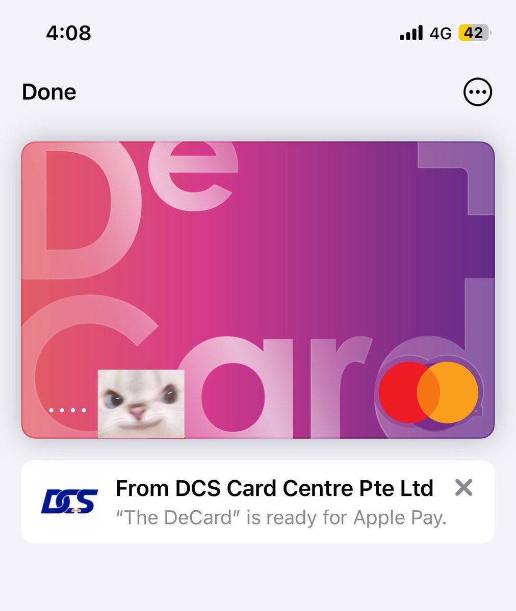 DeCard 终于上线啦！ 全球旅居的大家可以充U直接绑卡消费啦无需换汇，支持Mastercard网络🧡绝对优势： 1. 新加坡 发卡银行直发：资产安全，汇率最优，资产自由充提
