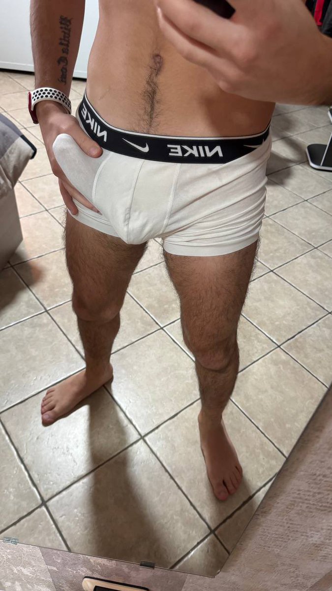 xxl_andrew04's tweet photo. Appena tornato a casa e già così 🍆 Ho aperto un canale telegram per contenuti esclusivi extra, vi aspetto qui 🔞🔥 https://t.co/xSOhefdLBG ENTRA ORA 💦😈 https://t.co/1hrRV2s033
