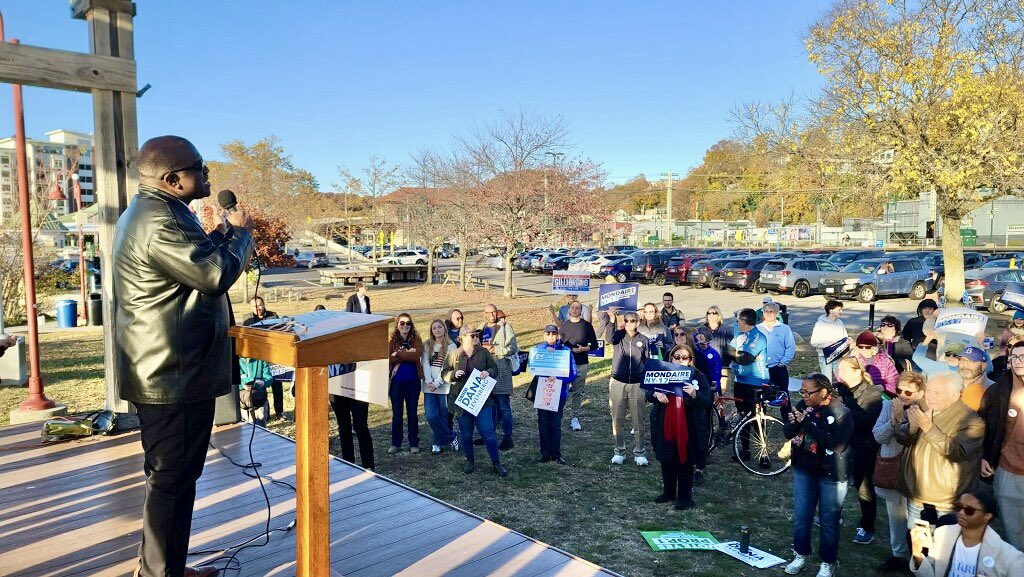 Ken Jenkins tweet media