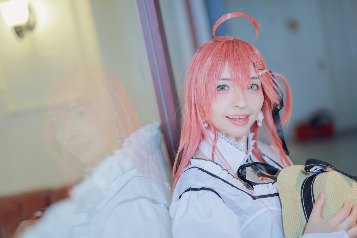 pennypypy1124's tweet photo. 背景跟我很搭~
Photo by IG: ken_yu_ong
#さくらみこ #sakuramiko #櫻巫女 #miko_Art #hololive #cosplay #cosplayhk #cosplaygirl #コスプレ #vtuber #vtuberonly #vtuberon #vtuberon_2nd https://t.co/2xwMvnMzgW