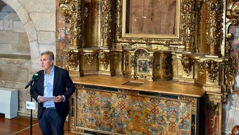 ocondedemalvar's tweet photo. 📣 Pouco se fala do desmonte do #retablo da Virxe dos Desamparados da Igrexa de #SantaClara de Pontevedra, esta mañá. 

Outro éxito do @Pontevedrate, co @obloque á cabeza, e a incapacidade da oposición @PSdeGPontevedra e @PP_Pontevedra, na labor de fiscalización dos contratos. https://t.co/XWMAPfuX8J
