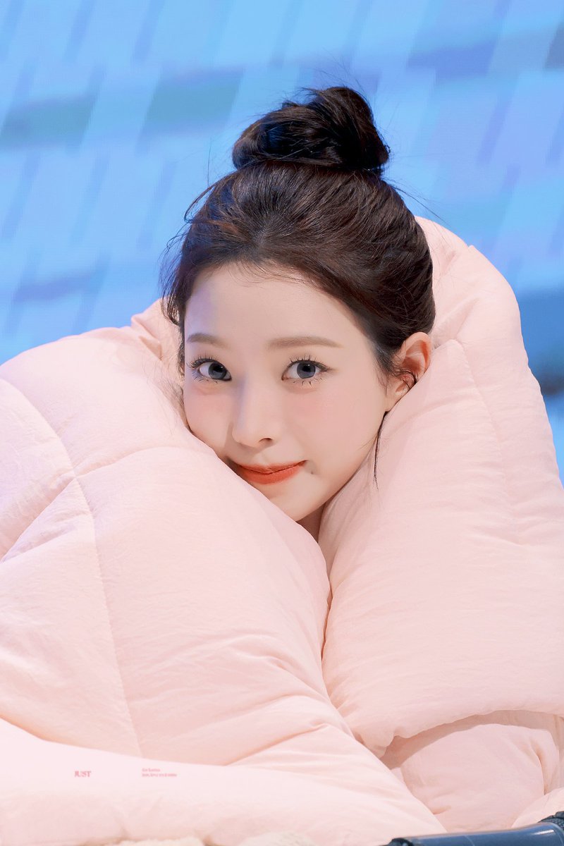 just_0411's tweet photo. 241103 🫧 #카리나 #Karina #에스파 #aespa https://t.co/THyOu5lAB0