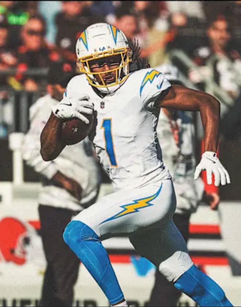 ⚡️⚡️⚡️  VICTORY MONDAY  ⚡️⚡️⚡️
⚡️⚡️⚡️⚡️⚡️GIVEAWAY⚡️⚡️⚡️⚡️⚡️

Good morning fam…this week’s giveaway is for a QJ jersey to celebrate his first 100+ yard game. Give this post a RT to enter. I will pick a winner on Wednesday. Have a great week and #BoltUp