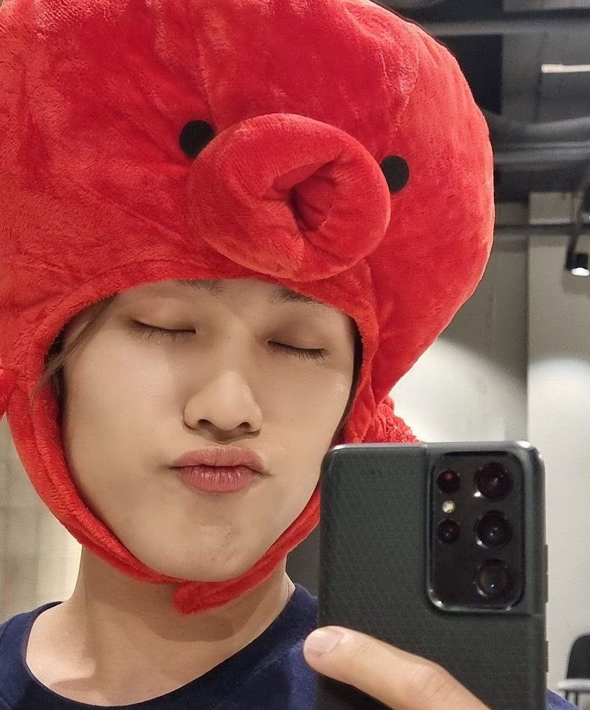 🐙 + 🐙 

#TBSD #TheBSelcaDay #더비셀카데이 #JACOB #제이콥 #TheBShot◡̈ #THEBOYZ #더보이즈