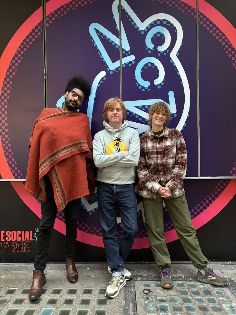 Carwyn Ellis & Rio 18 (@colorama_sound) on Twitter photo Thank you lovely Londoners! We had a brilliant night at <a href="/thesociallondon/">thesociallondon</a> last night. 😍 Next up for the Rio 18 Roadshow:
06/11 - SWANSEA The Bunkhouse
07/11 - MANCHESTER The Yard
08/11 - BETHESDA Neuadd Ogwen
Ymlaen! Vamonos!! 🧡❤️🔥💜 Thank you lovely Londoners! We had a brilliant night at <a href="/thesociallondon/">thesociallondon</a> last night. 😍 Next up for the Rio 18 Roadshow:
06/11 - SWANSEA The Bunkhouse
07/11 - MANCHESTER The Yard
08/11 - BETHESDA Neuadd Ogwen
Ymlaen! Vamonos!! 🧡❤️🔥💜