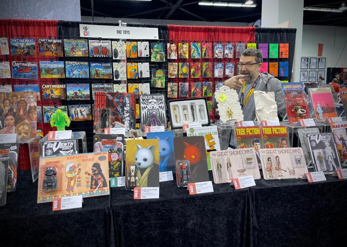 spankystokes's tweet image. DKE Toys at DesignerCon 2024 at World Market Center, Las Vegas, Nevada! dlvr.it/TG0JW9 #Bootleg #Convention #DesignerConDCon #DKE #Featured