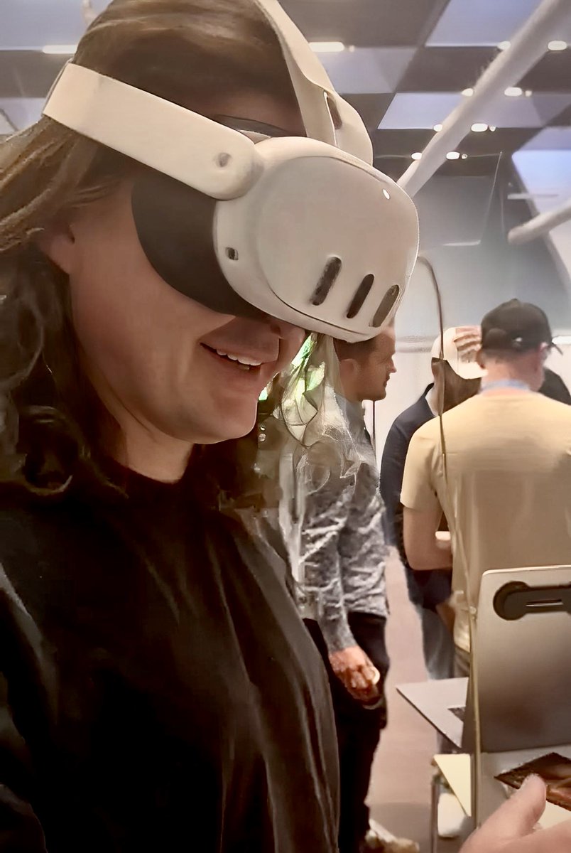 Flat Pixel tweet media