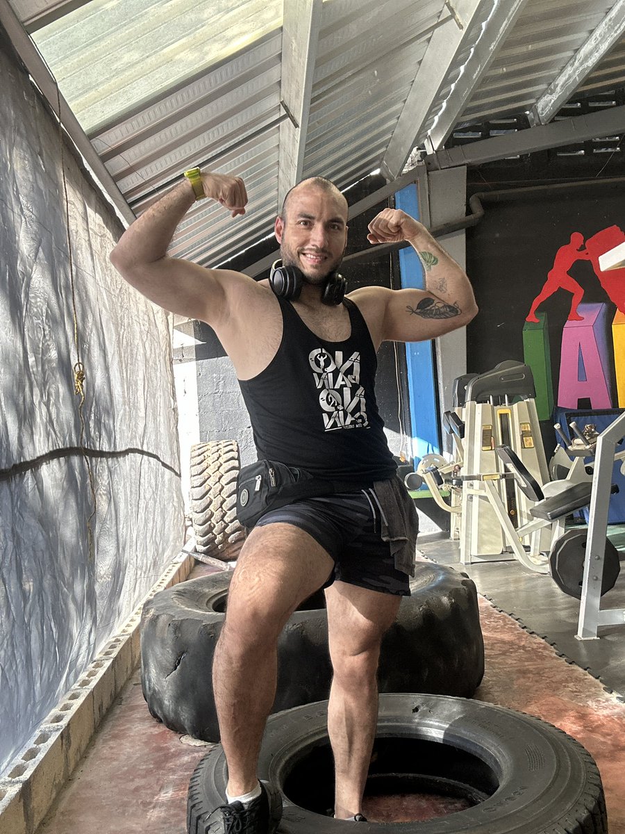 MilkmenMx tweet media