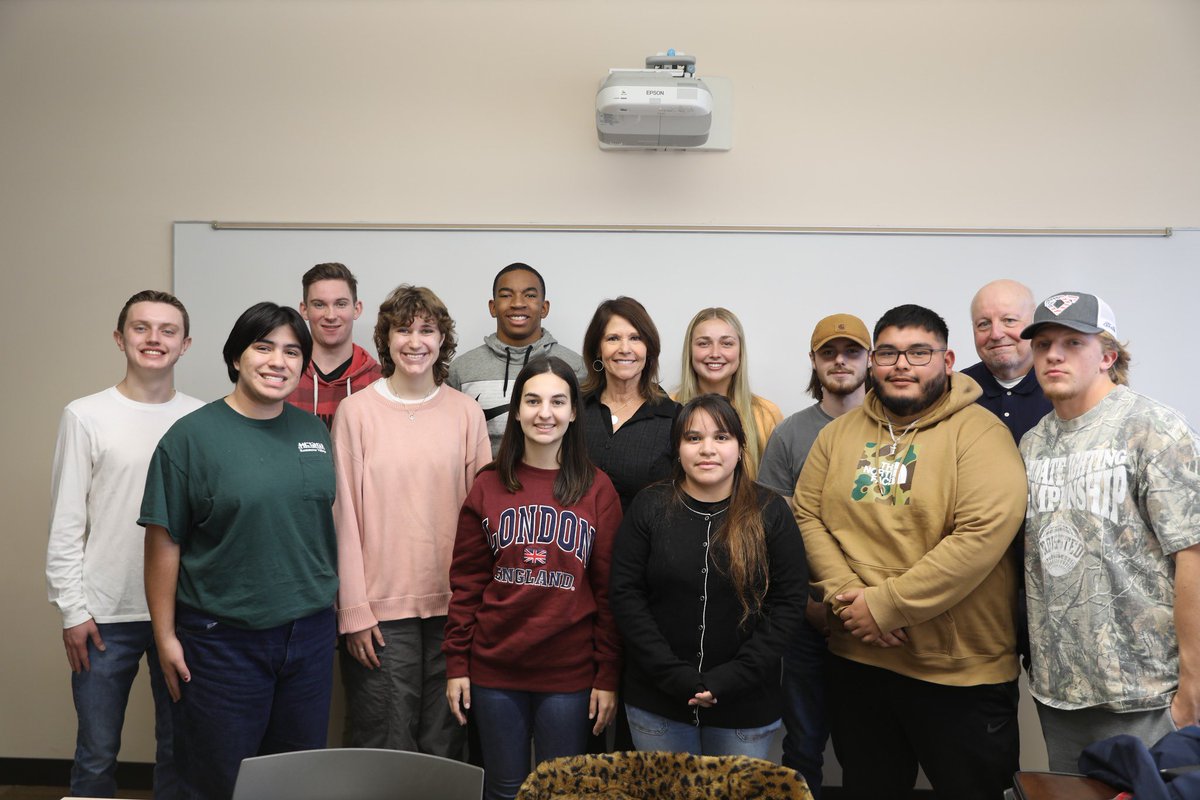 Cheri Bustos (@cheribustos) on Twitter photo I’m honored to be teaching a campaign class at <a href="/MonmouthCollege/">Monmouth College</a> this semester with Professor Robin Johnson, who I consider one of the best rural political strategists in the #Midwest. I’m honored to be teaching a campaign class at <a href="/MonmouthCollege/">Monmouth College</a> this semester with Professor Robin Johnson, who I consider one of the best rural political strategists in the #Midwest.