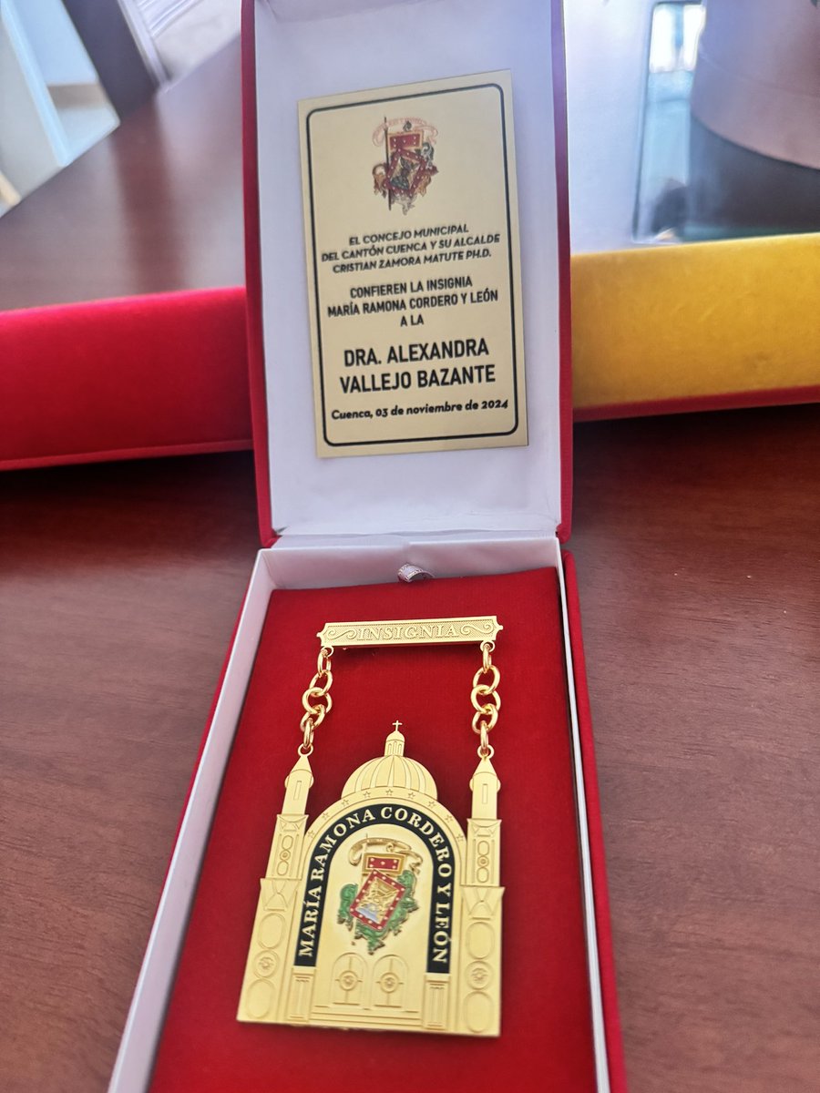 alevallejobazante tweet media