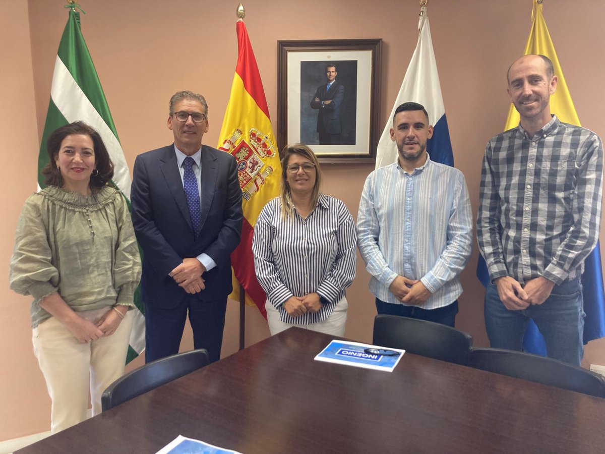 El <a href="/GraSoLPA/">Graduados Sociales GC y FTV</a> visita Ingenio

El decano Fermín Ojeda y la vicedecana primera Sandra Santana fueron recibidos el pasado jueves por la alcaldesa, Vanesa Martín

👉 más información en: acortar.link/chlioU

#villadeingenio